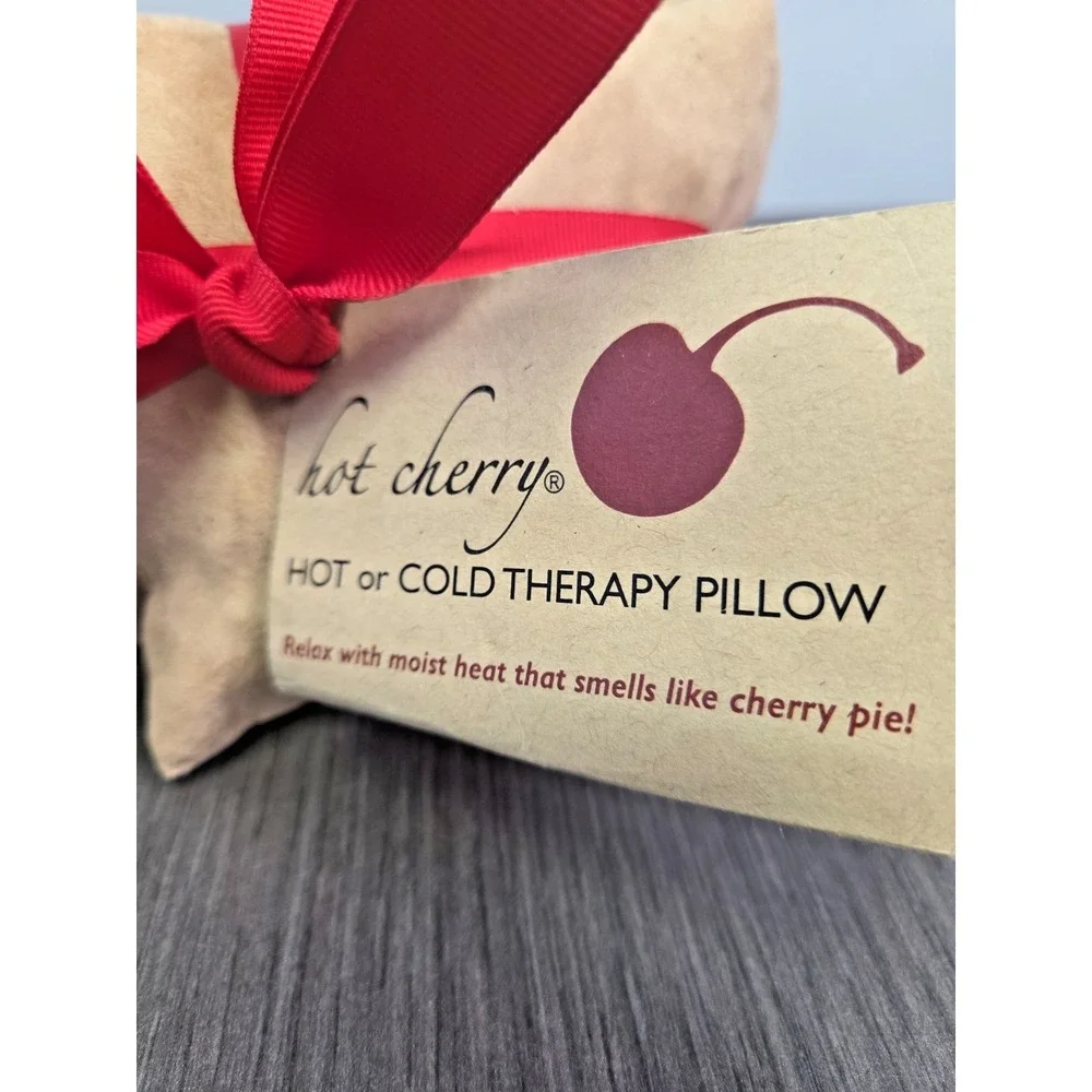 HOT CHERRY Cherry Pit-Stone Hot or Cold Therapy Pillow Tan Ultra Suede‎ NEW